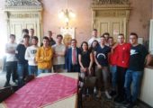 Gli alunni dell’Istituto Santa Chiara in visita a Palazzo Gounela accolti dal Presidente Affronti